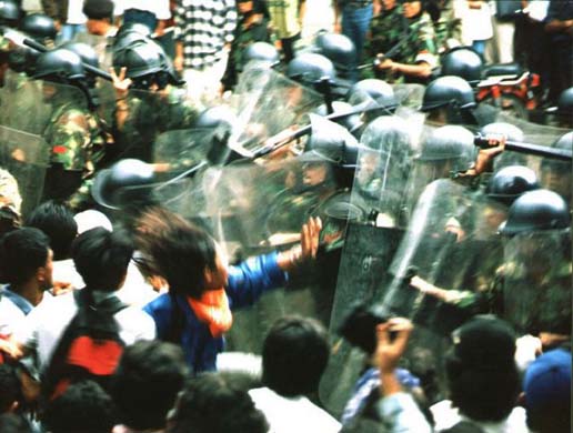 Students protest against President Suharto