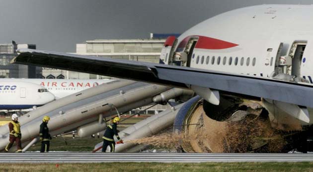 Plane crash at Heathrow Airport