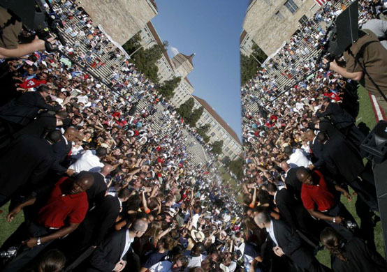 Barack Obama on the campaign 