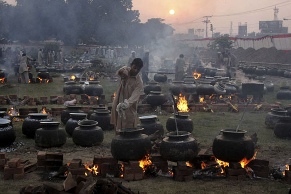 Jamat-e-Islami annual meeting in Lahore