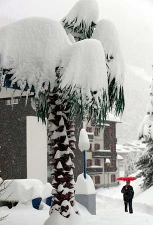 Saas-Fee, Switzerland: snow