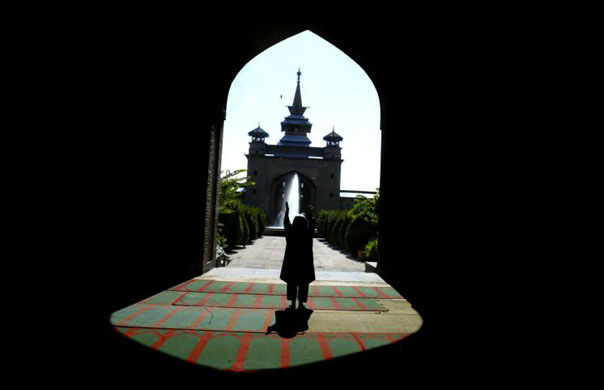 ramadan prayers in Kashmir 