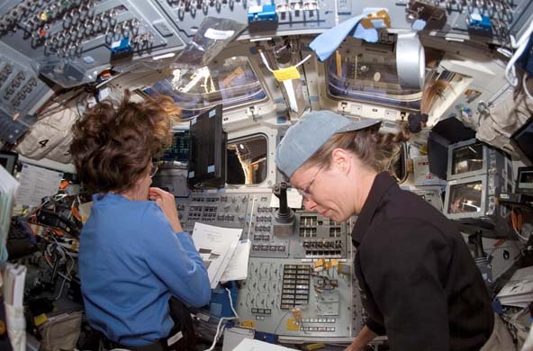 Astronauts Barbara R Morgan and Tracy Caldwell