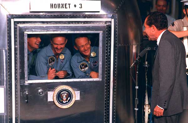 astronauts in quarantine meet nixon