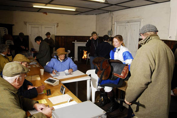 Point to point horseracing