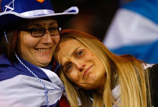 Scotland fans react after losing to Italy