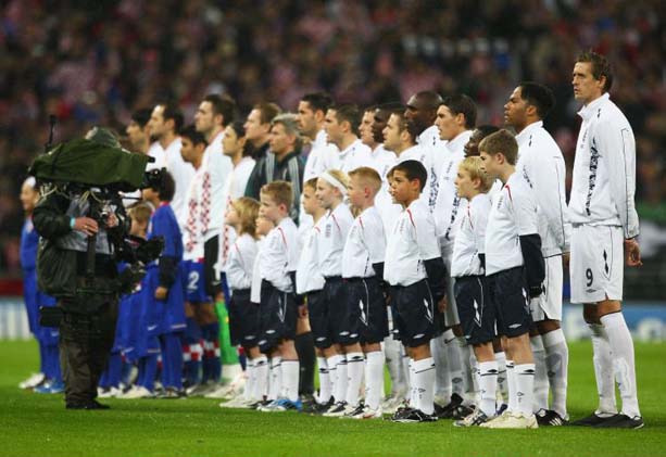 The England line up