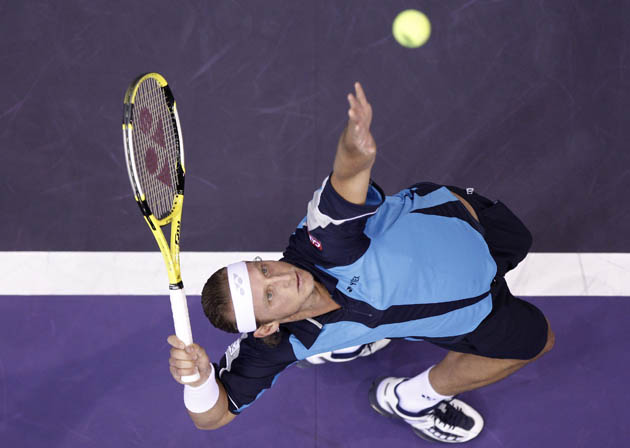 David Nalbandian serves