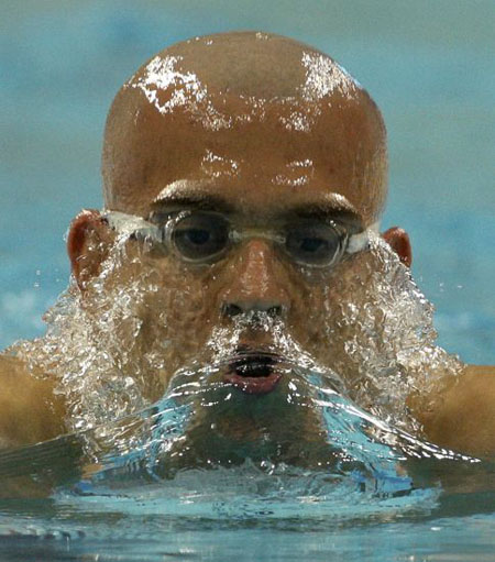 Laszlo Cseh of Hungary competes in the heats of the men's 400m individual medley swimming competition