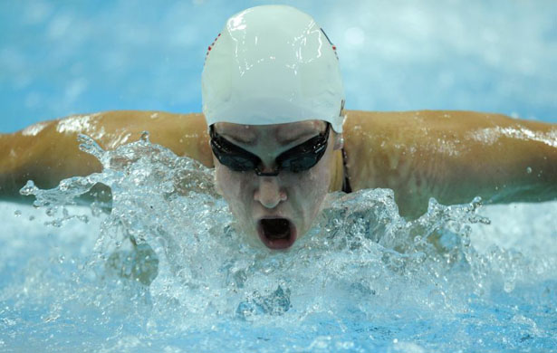 US swimmer Katie Hoff competes during the women's 400m individual medley swimming heat 