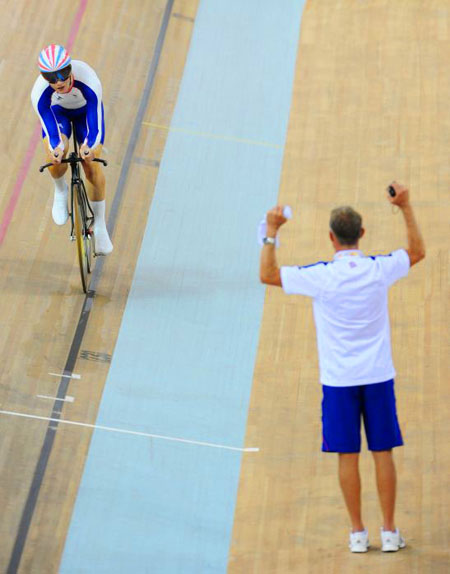 Steven Burke wins the bronze medal men's individual pursuit     