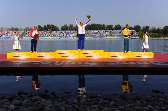 Tim Brants receives his medal