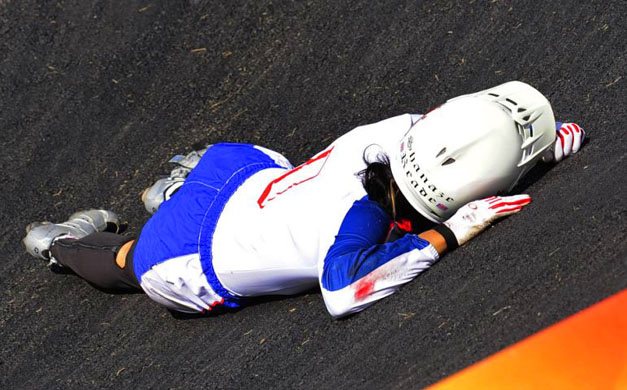 Reade lies oon the floor