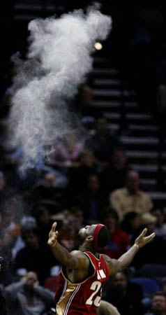 Cleveland Cavaliers forward LeBron James