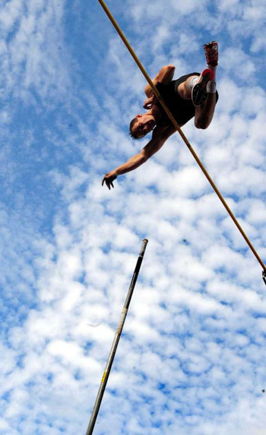 Pole vaulter Scott Simpson
