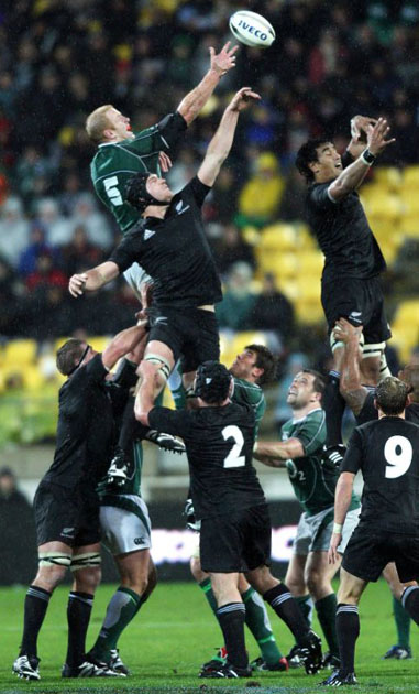 Paul O'Connell of Ireland competes for the lineout ball with Ali Williams of the All Blacks during the Iveco Series Test match in Wellington
