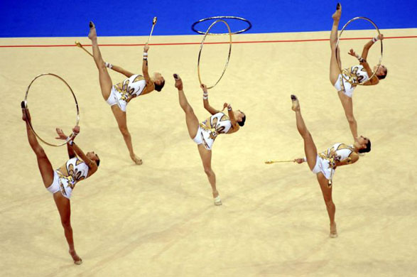 Italian gymnastics team performs in Turin 