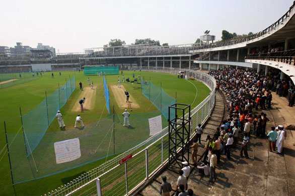 cricket fans watching practice