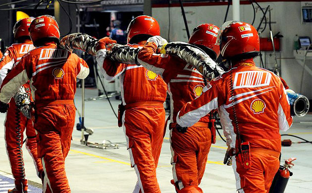 Ferrari mechanics
