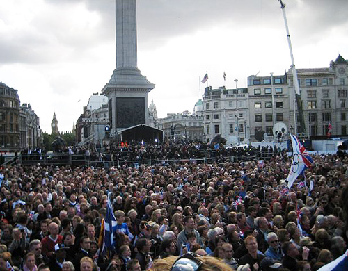 Trafalgar crowds