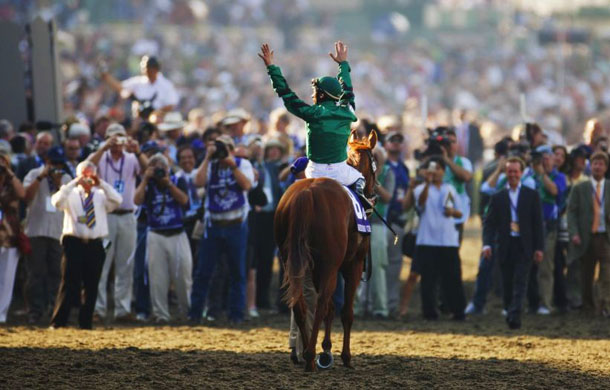 Raven's Pass wins the Breeder's Cup
