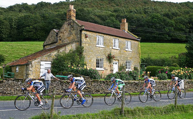 Tour of Britain in Hackness