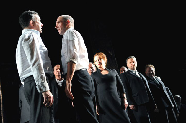 Ralph Fiennes, Clare Higgins and the cast of Oedipus