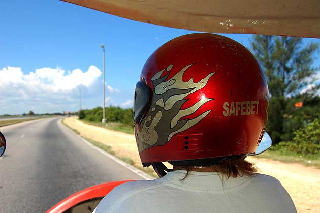 On the road, Cuba