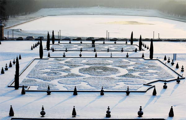 Europe's cities under snow