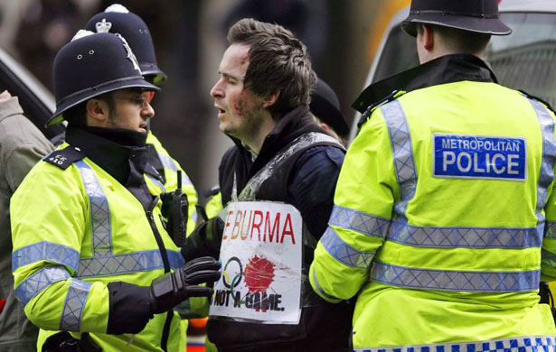 Olympic torch protests in London