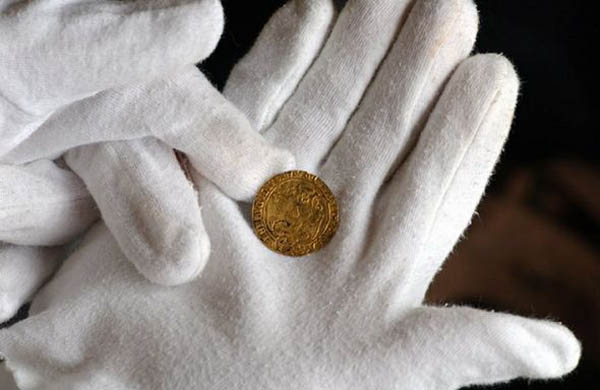 A coin found onboard the ship