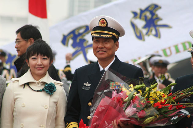 Chinese ship visiting Japan