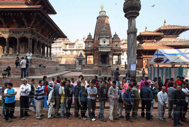 Nepalese queue to cast their ballots in Kathmandu 