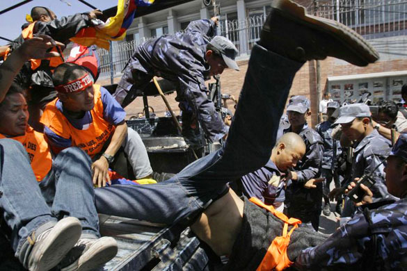 24 hours in pictures 15/4/8