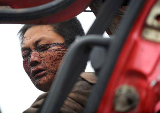 24 hours in pictures 17/4/8