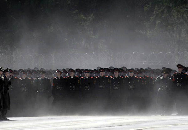 Moscow, Russia: Soldiers, dressed in Soviet-era uniforms, march during a rehearsal of the Victory Day military parade