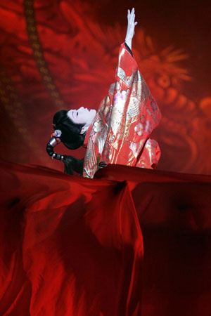 Yokosuka, Japan: Taichi Saotome, a male entertainer who plays women's roles