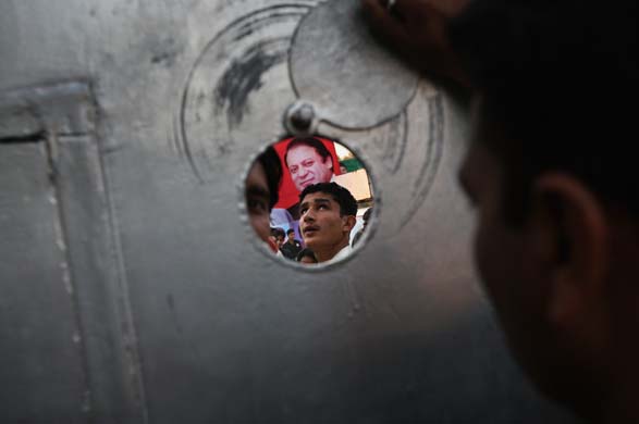 Opposition Celebrate Election Win In Pakistan