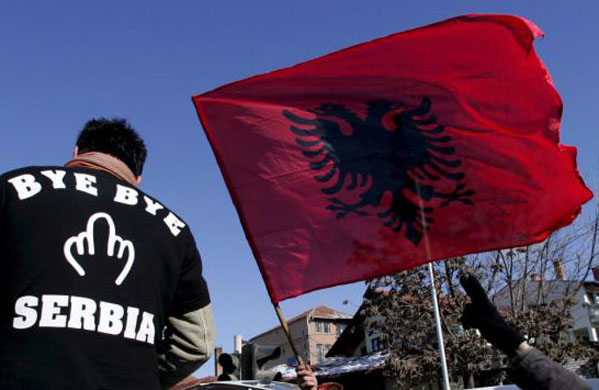Kosovo delcares independence