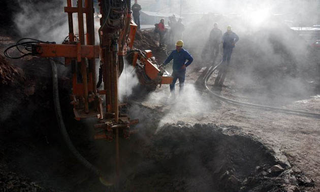 Deutschneudorf, Germany: A giant drill is used to dig for a suspected Nazi treasure