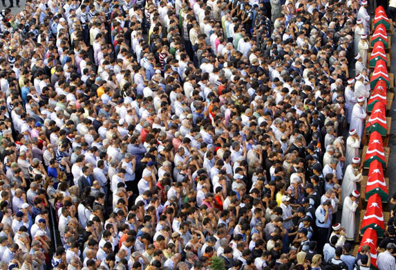 funeral for bomb victims in istanbul 