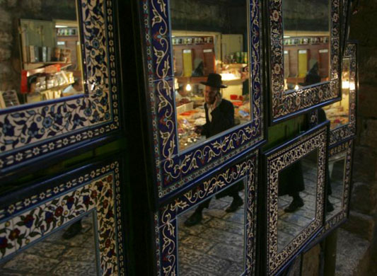 Market in old jerusalem 