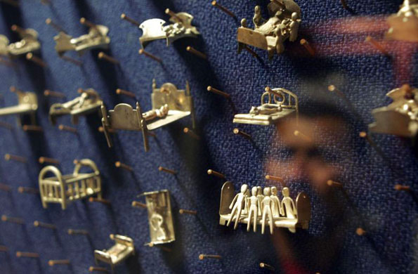 offerings to the Virgin of Los Angeles, known as La Negrita, Costa Rica's patron Saint