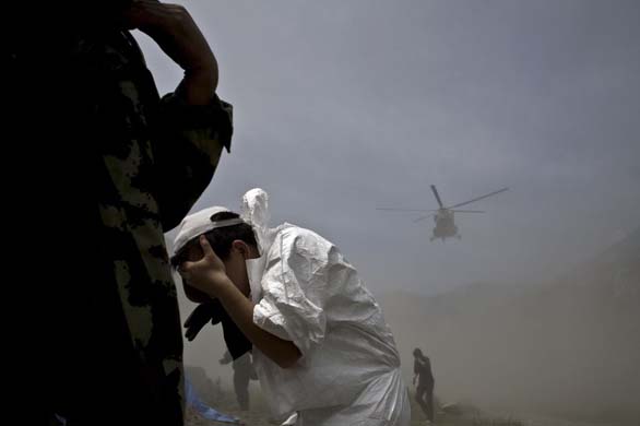 Chinese earthquake: helicopter relief