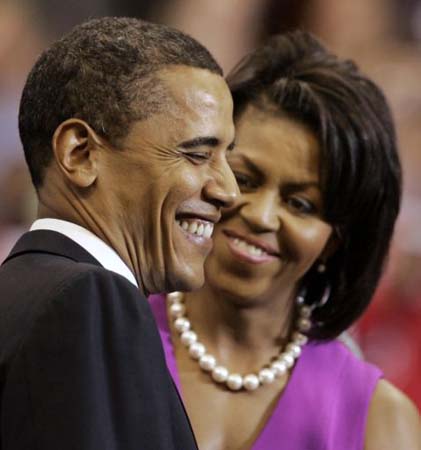 Barack Obama wins Democratic presidential candidacy