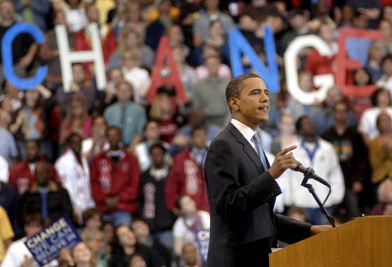 Barack Obama wins Democratic presidential candidacy