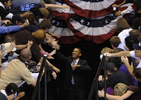 Barack Obama wins Democratic presidential candidacy