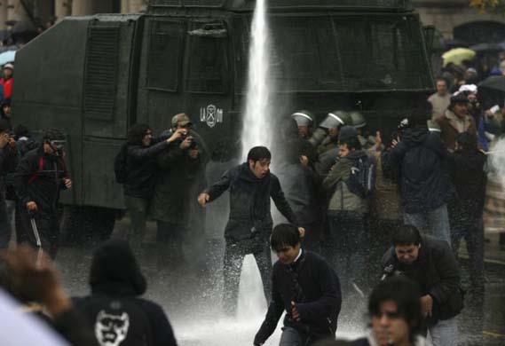 A protest turns into a riot in Chile