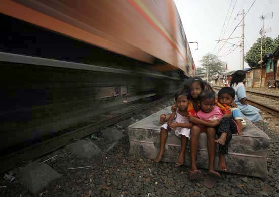 Slum dwellers in Indonesia