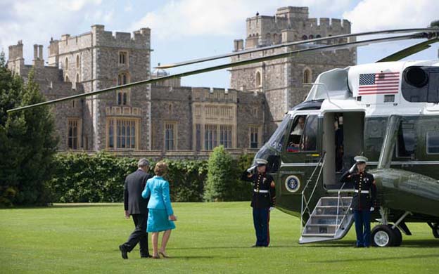 George and Laura Bush leave Windsor Castle
